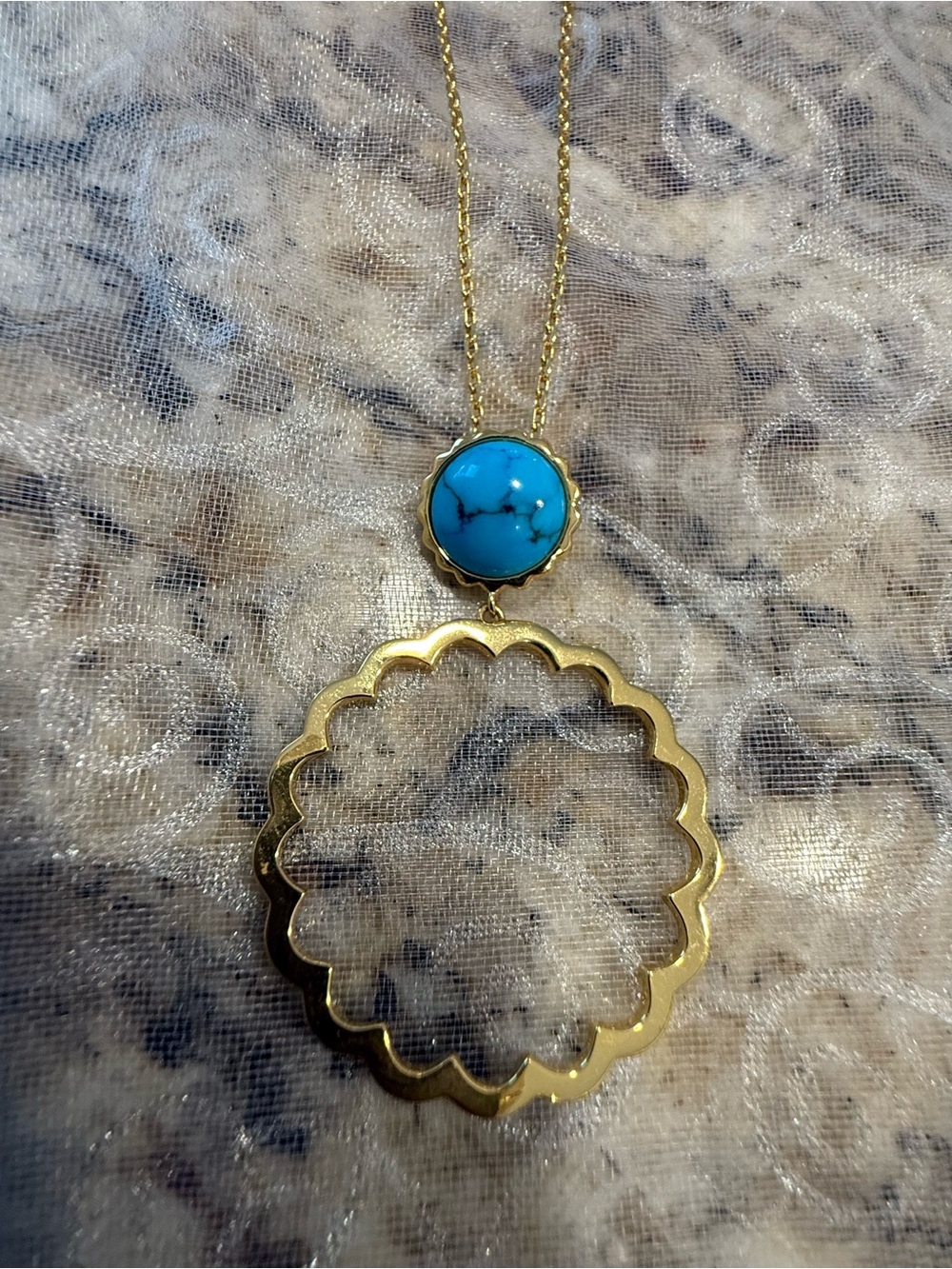 Turquoise & gold toned pendant chain line necklace - Picture 4 of 9